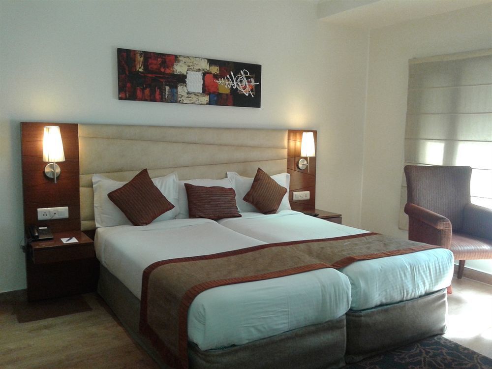 Ahuja Residency Sunder Nagar Hotel New Delhi Exterior photo