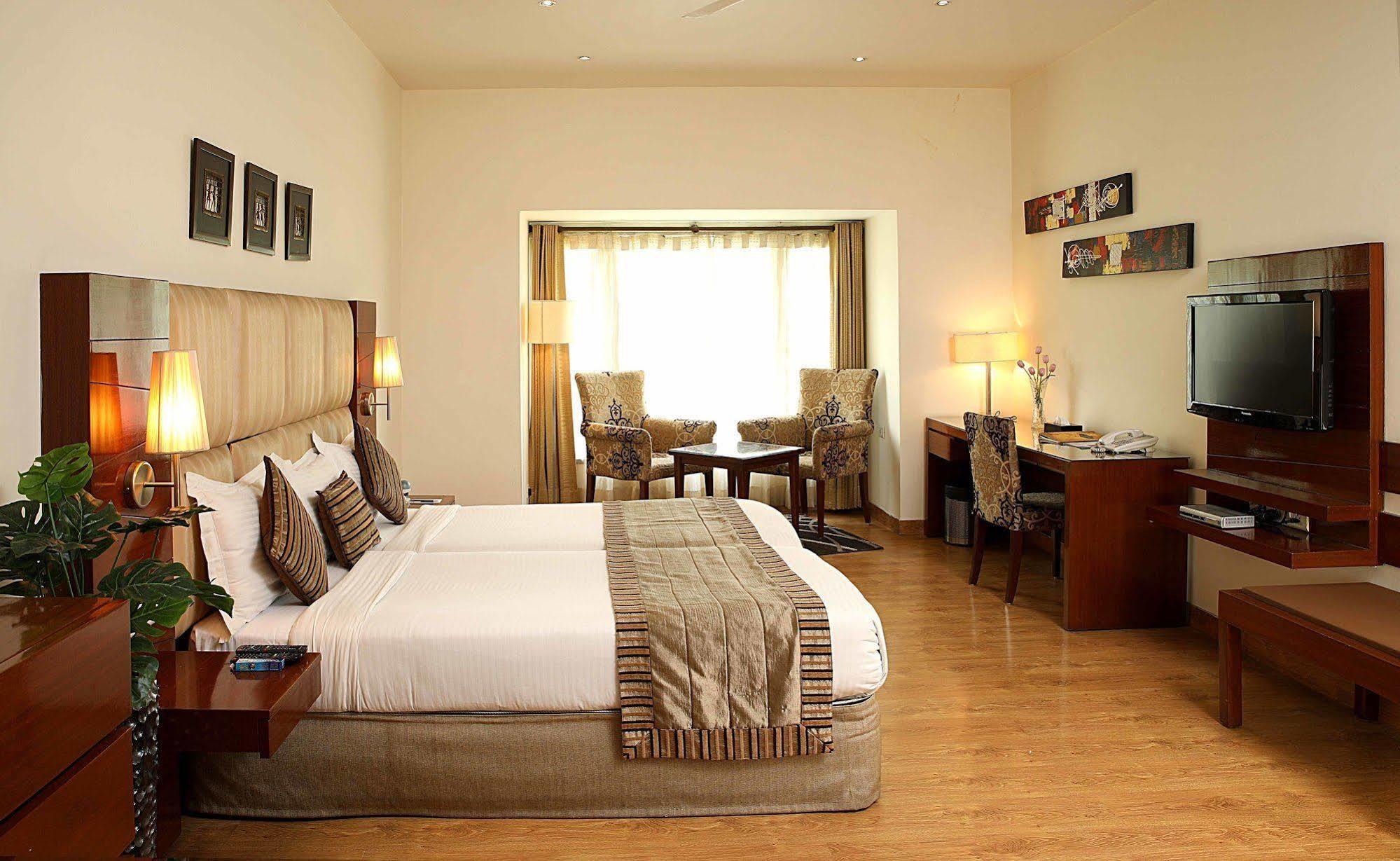 Ahuja Residency Sunder Nagar Hotel New Delhi Exterior photo