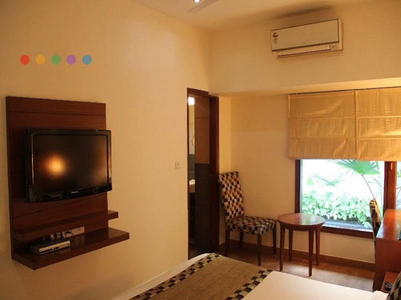 Ahuja Residency Sunder Nagar Hotel New Delhi Exterior photo