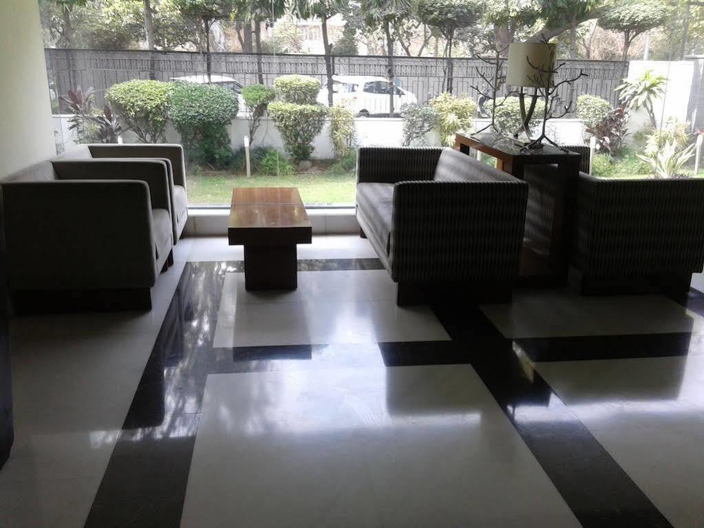 Ahuja Residency Sunder Nagar Hotel New Delhi Exterior photo