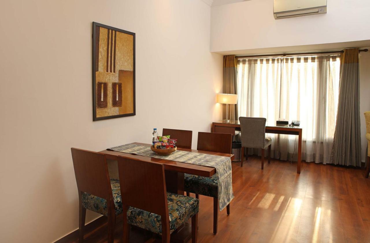 Ahuja Residency Sunder Nagar Hotel New Delhi Exterior photo