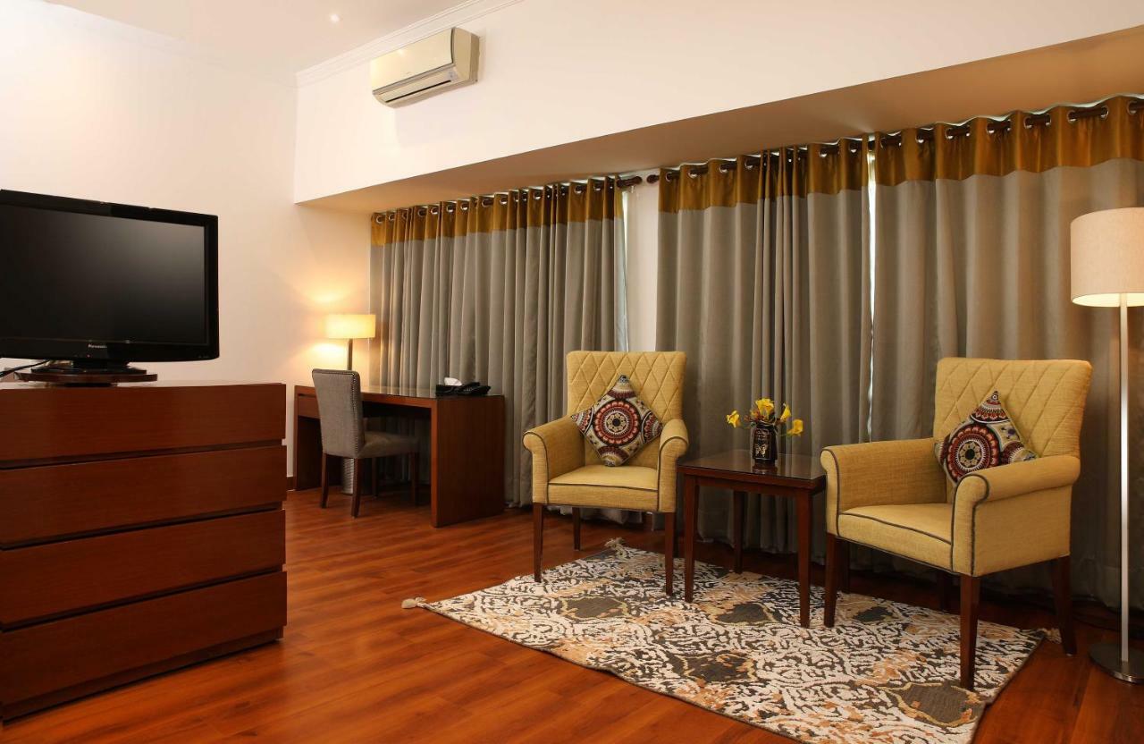 Ahuja Residency Sunder Nagar Hotel New Delhi Exterior photo