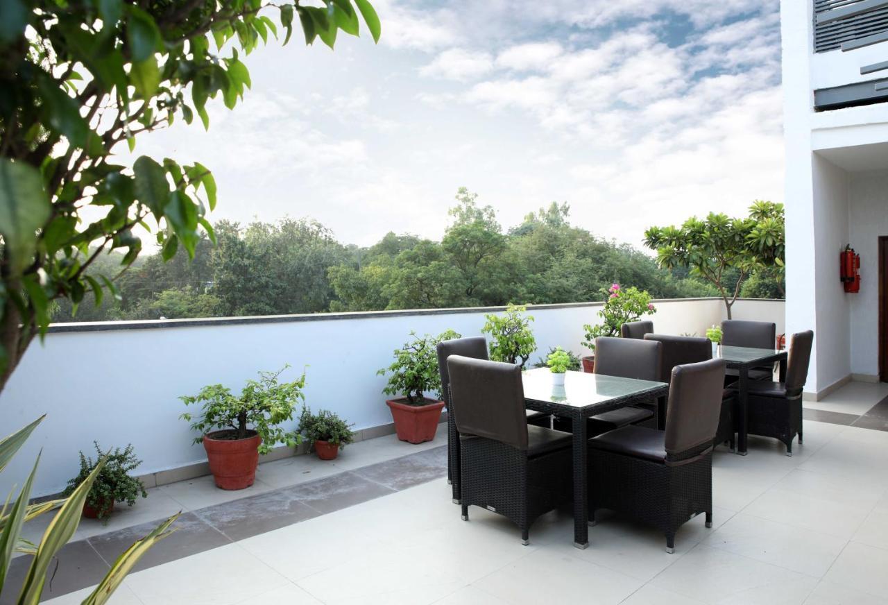 Ahuja Residency Sunder Nagar Hotel New Delhi Exterior photo