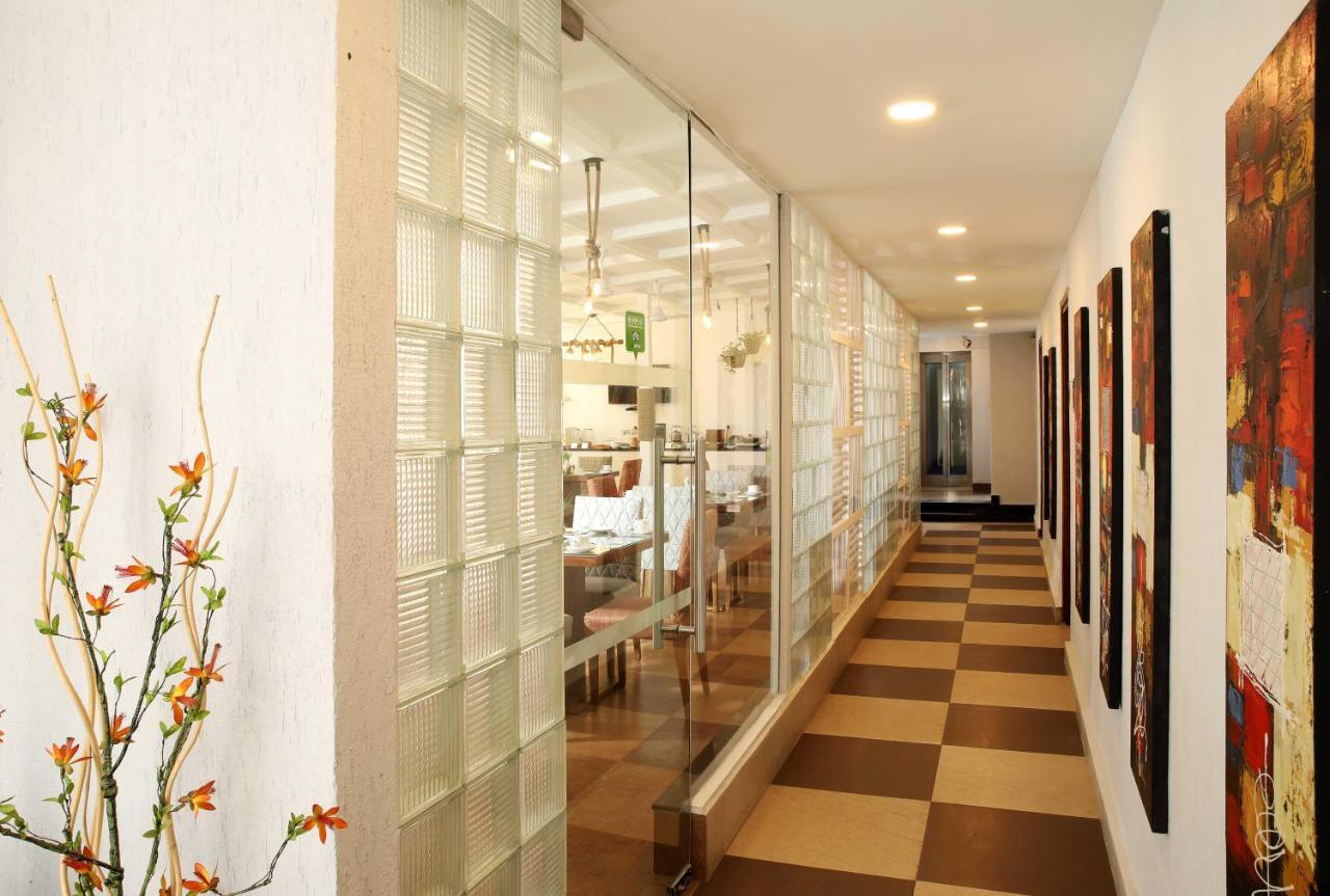 Ahuja Residency Sunder Nagar Hotel New Delhi Exterior photo